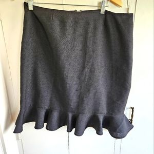 Black ruffled bottom skirt Size 16P
